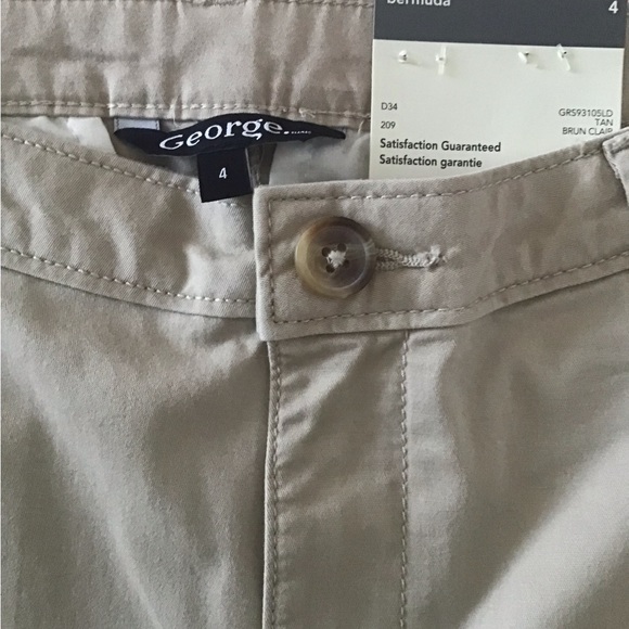 Small KENAR Floral Sparkle Flowy Top and Size 4 Bermuda Low Waist Skinny Shorts - Picture 2 of 5